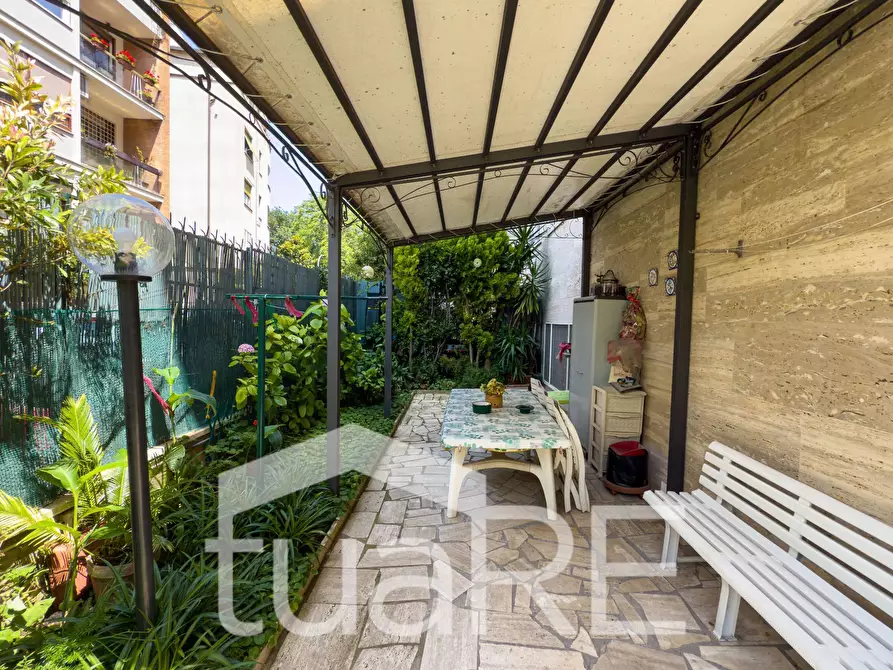 Immagine 7 di Appartamento in vendita  in Via Cesare Majoli a Roma