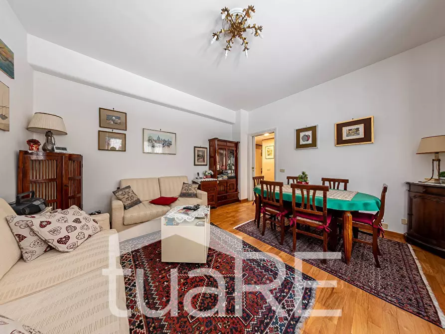 Immagine 9 di Appartamento in vendita  in Via Cesare Majoli a Roma