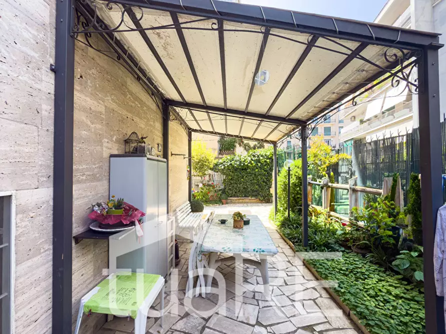 Immagine 14 di Appartamento in vendita  in Via Cesare Majoli a Roma