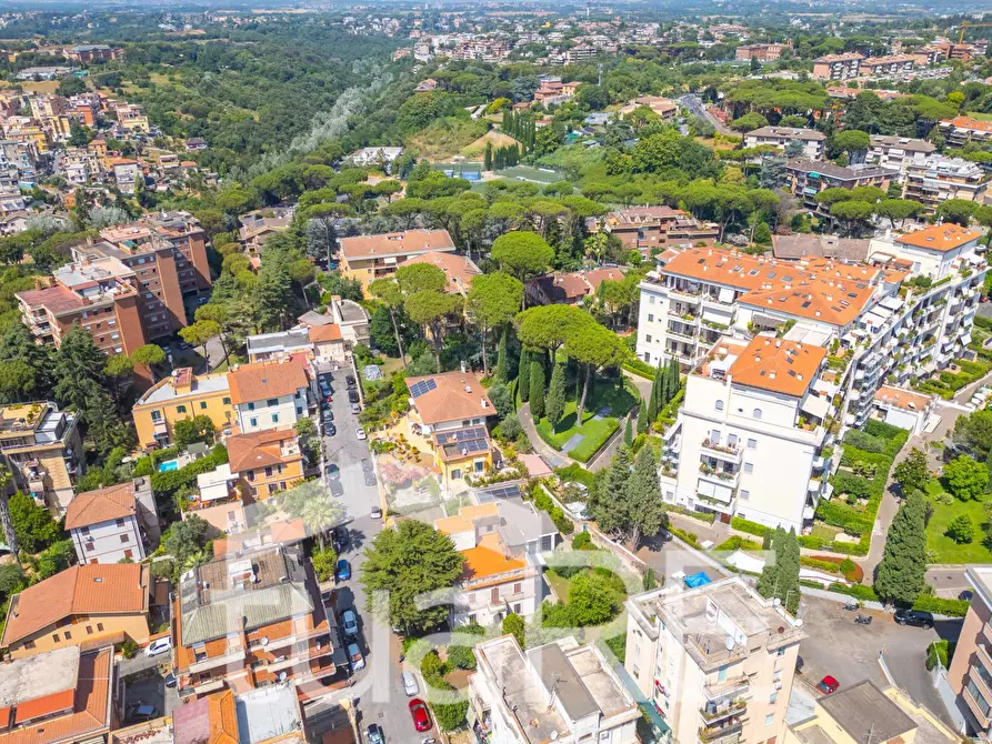 Immagine 14 di Magazzino in vendita  in Via Della Tenuta Di Sant'agata a Roma