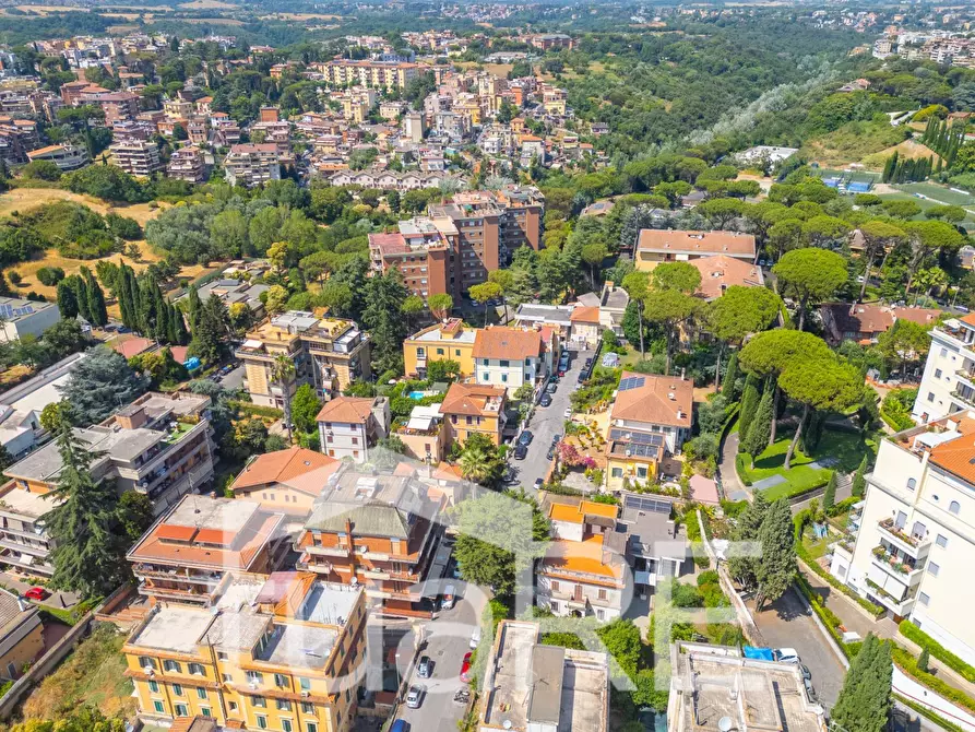 Immagine 15 di Magazzino in vendita  in Via Della Tenuta Di Sant'agata a Roma