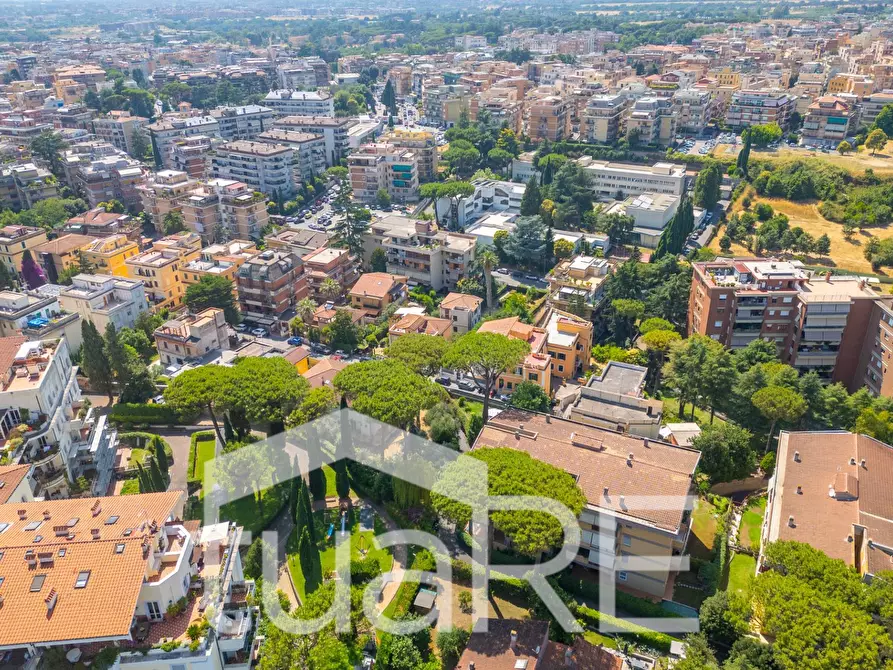 Immagine 19 di Magazzino in vendita  in Via Della Tenuta Di Sant'agata a Roma