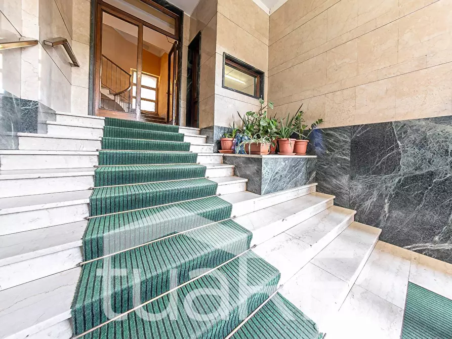 Immagine 17 di Appartamento in vendita  in Via Nomentana Nuova a Roma