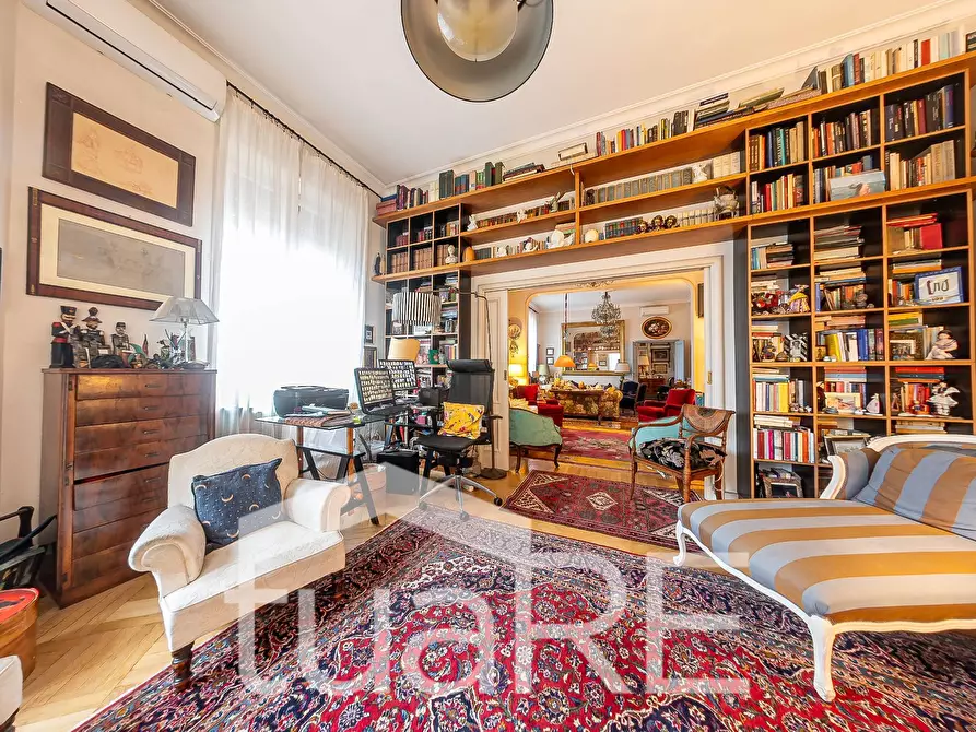 Immagine 4 di Appartamento in vendita  in Via Giuseppe Mercalli a Roma