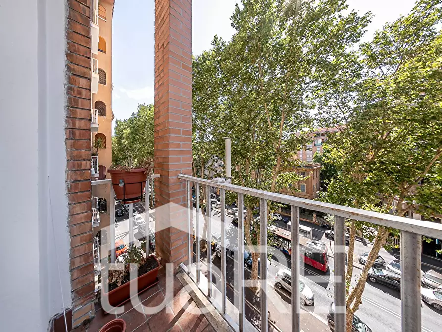 Immagine 14 di Appartamento in vendita  in Piazza Bainsizza a Roma