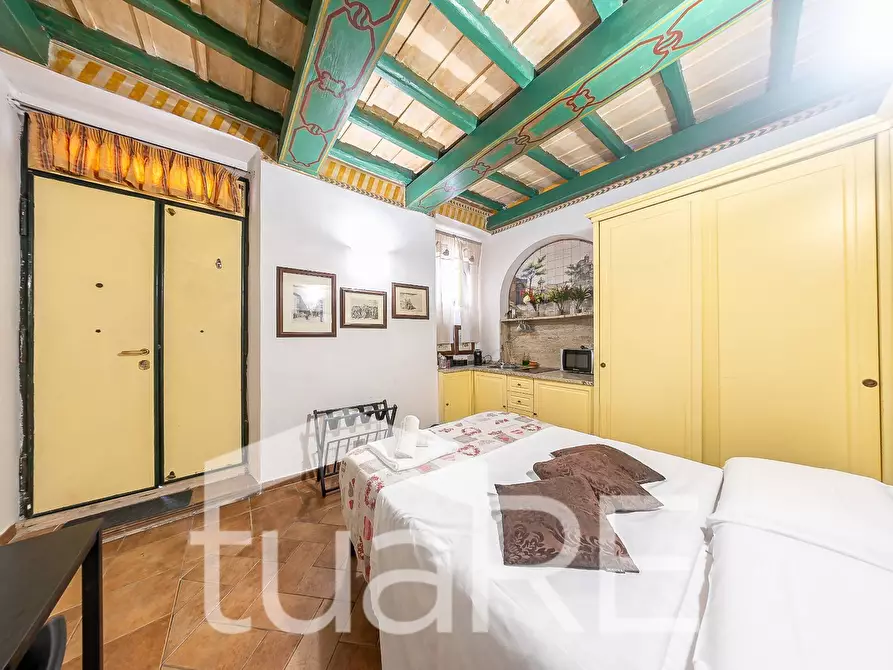 Immagine 3 di Appartamento in vendita  in Vicolo Dell' Arcaccio a Roma