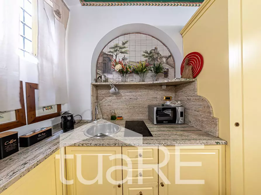 Immagine 5 di Appartamento in vendita  in Vicolo Dell' Arcaccio a Roma