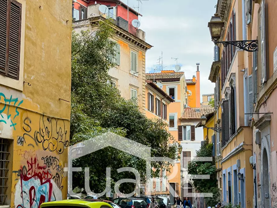 Immagine 21 di Appartamento in vendita  in Vicolo Dell' Arcaccio a Roma
