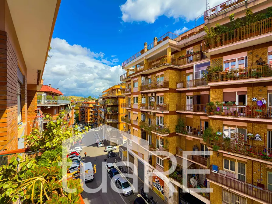 Immagine 13 di Appartamento in vendita  in Via Pio Foa' a Roma