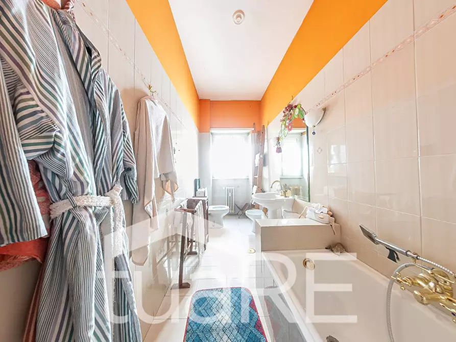 Immagine 10 di Appartamento in vendita  in Via Pio Foa' a Roma