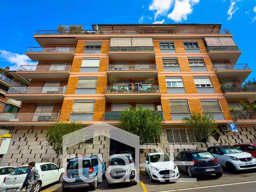 Immagine 29 di Appartamento in vendita  in Via Pio Foa' a Roma