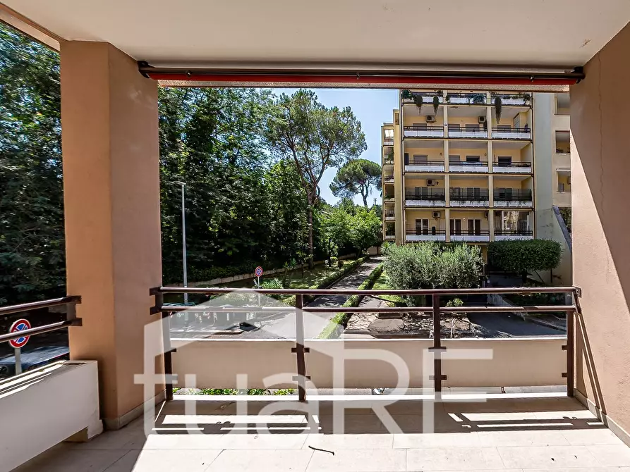 Immagine 4 di Appartamento in vendita  in Via Giovanni Devich a Roma
