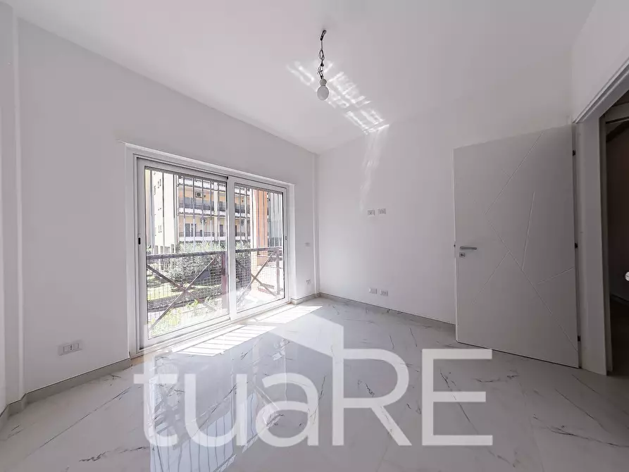 Immagine 11 di Appartamento in vendita  in Via Giovanni Devich a Roma