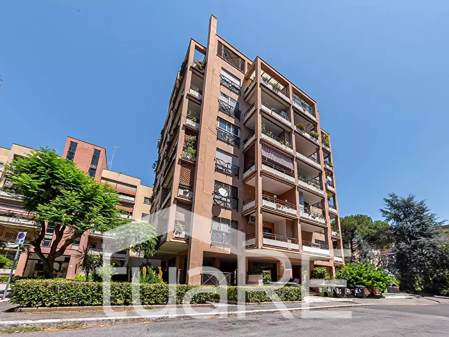 Immagine 14 di Appartamento in vendita  in Via Giovanni Devich a Roma