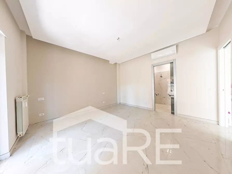 Immagine 18 di Appartamento in vendita  in Via Giovanni Devich a Roma