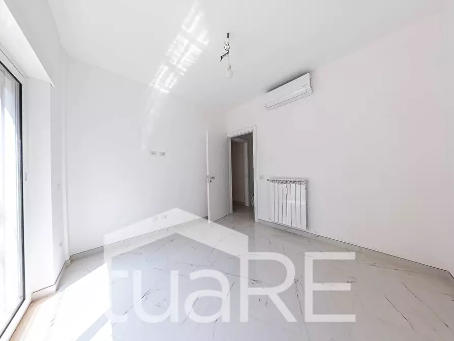 Immagine 19 di Appartamento in vendita  in Via Giovanni Devich a Roma