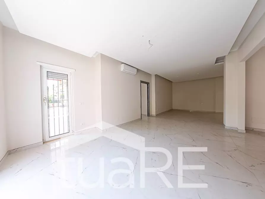 Immagine 26 di Appartamento in vendita  in Via Giovanni Devich a Roma