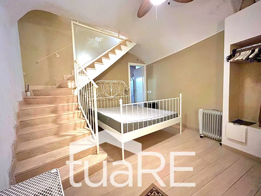 Immagine 4 di Appartamento in vendita  in Vicolo Della Campanella a Roma