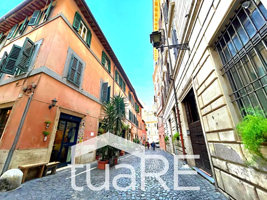 Immagine 9 di Appartamento in vendita  in Vicolo Della Campanella a Roma