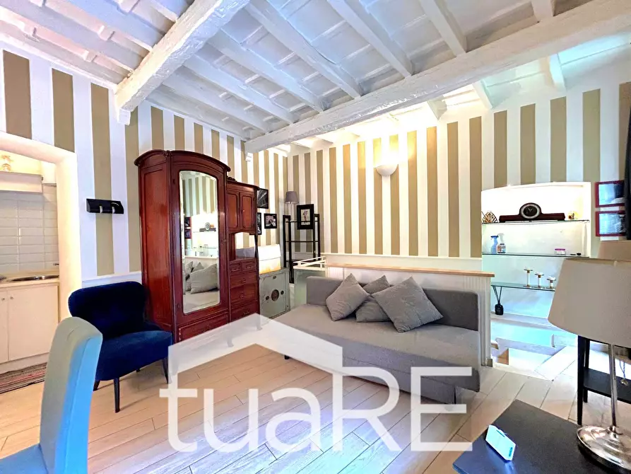 Immagine 21 di Appartamento in vendita  in Vicolo Della Campanella a Roma