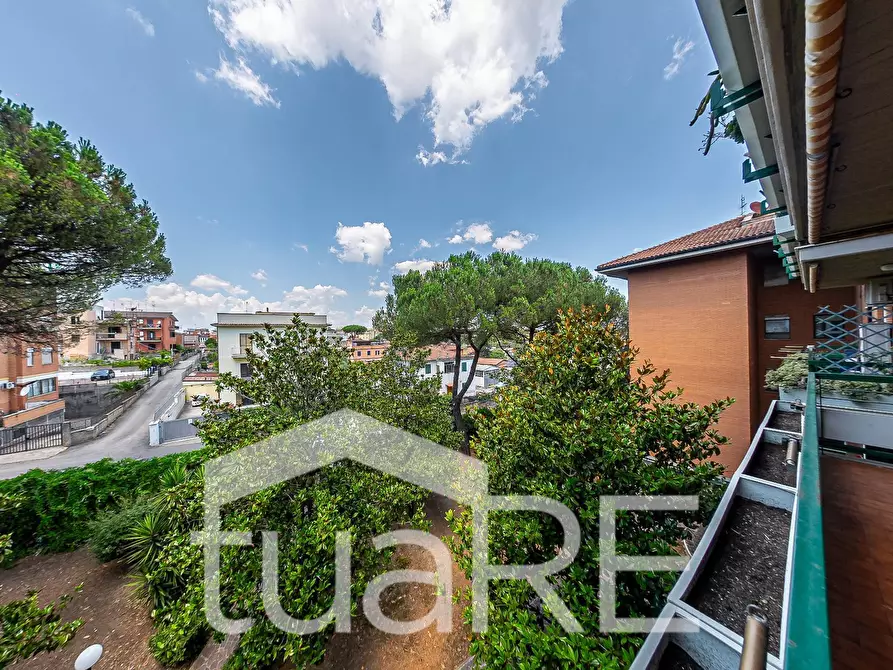 Immagine 16 di Appartamento in vendita  in Via Al Sesto Miglio a Roma