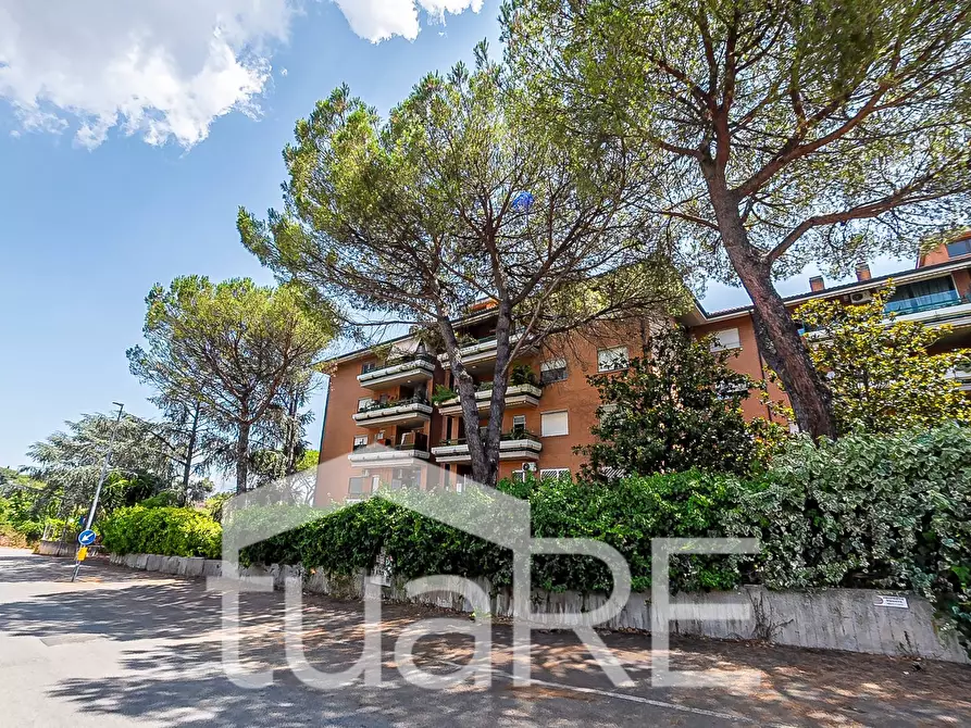 Immagine 18 di Appartamento in vendita  in Via Al Sesto Miglio a Roma