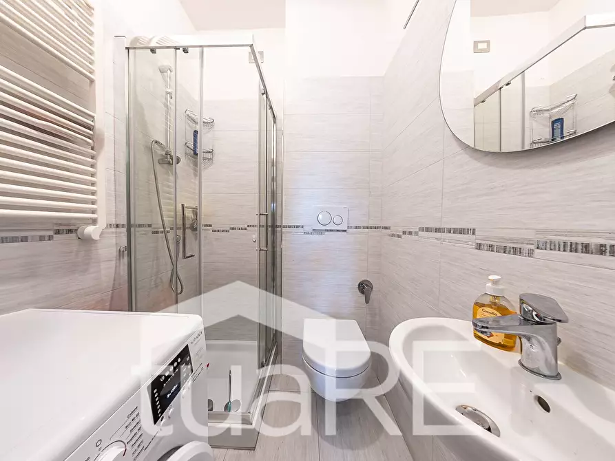 Immagine 21 di Appartamento in vendita  in Via Al Sesto Miglio a Roma