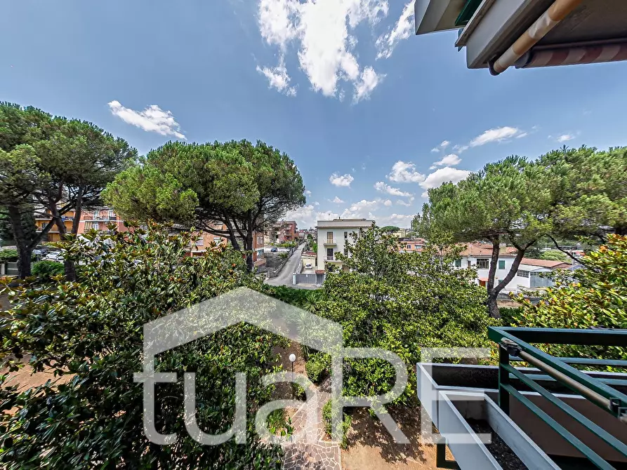 Immagine 22 di Appartamento in vendita  in Via Al Sesto Miglio a Roma