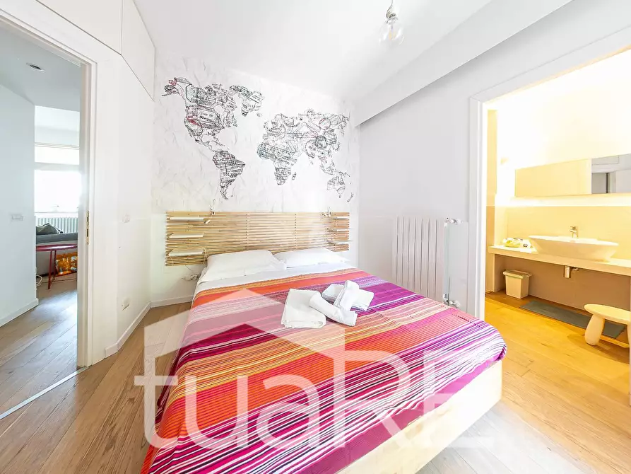 Immagine 12 di Appartamento in vendita  in Via Felice Cavallotti a Roma