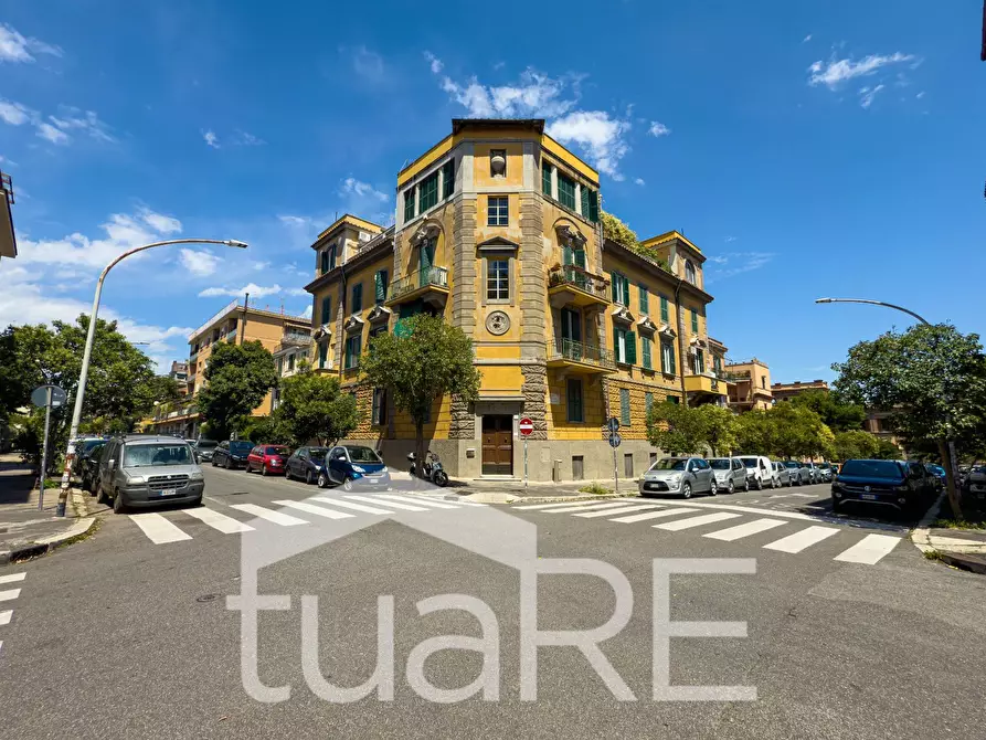 Immagine 20 di Appartamento in vendita  in Via Felice Cavallotti a Roma