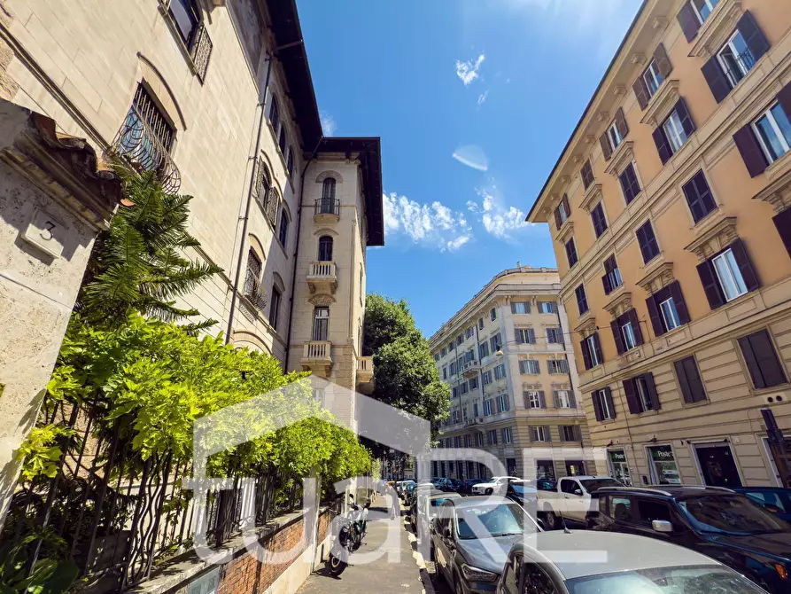 Immagine 15 di Appartamento in vendita  in Via Savoia a Roma