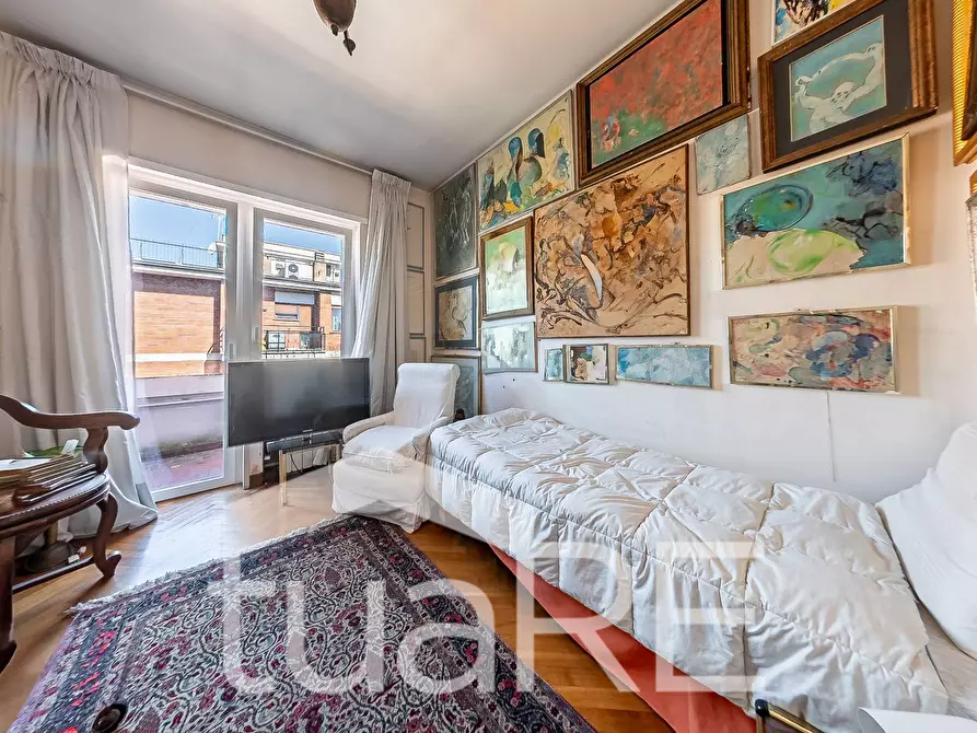 Immagine 19 di Attico in vendita  in Via Della Farnesina a Roma