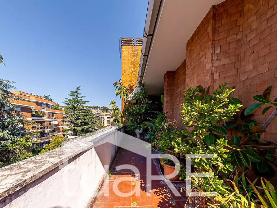 Immagine 25 di Attico in vendita  in Via Della Farnesina a Roma