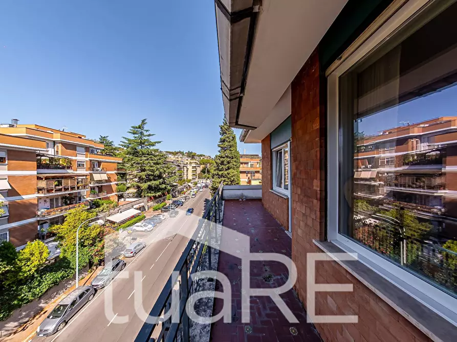 Immagine 42 di Attico in vendita  in Via Della Farnesina a Roma