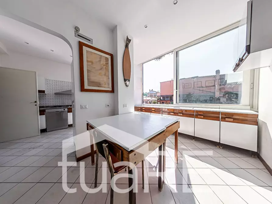 Immagine 43 di Attico in vendita  in Via Della Farnesina a Roma