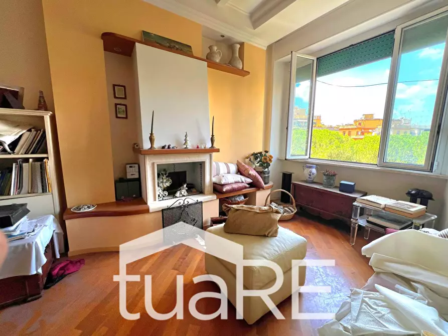 Immagine 13 di Appartamento in vendita  in Via Cremona a Roma