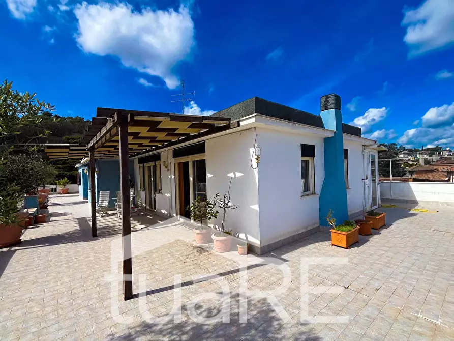 Immagine 20 di Attico in vendita  in Via Dei Colli Della Farnesina a Roma