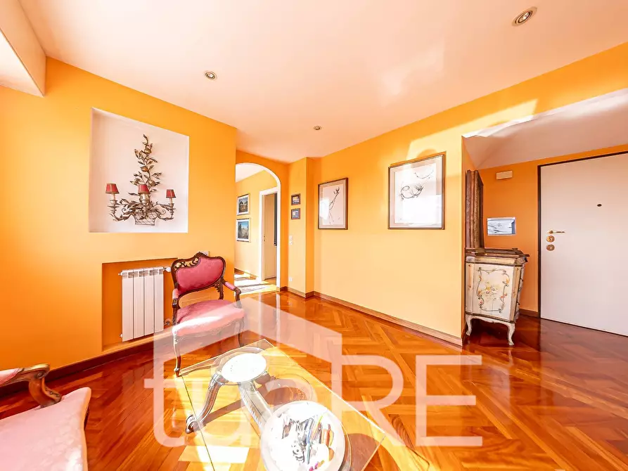 Immagine 32 di Attico in vendita  in Via Dei Colli Della Farnesina a Roma