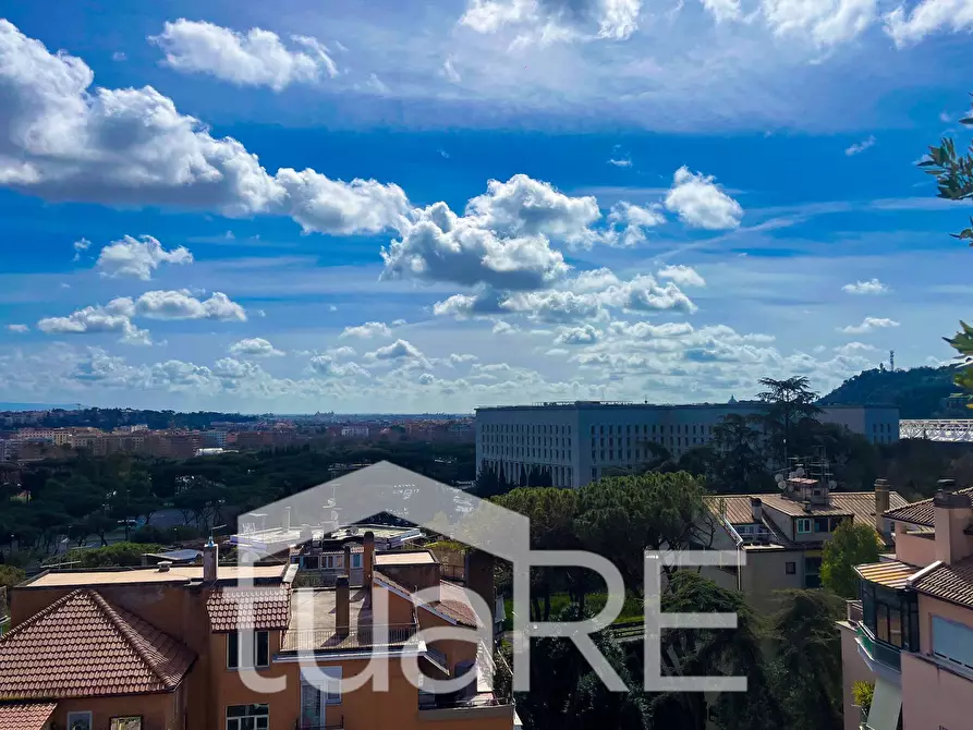 Immagine 54 di Attico in vendita  in Via Dei Colli Della Farnesina a Roma