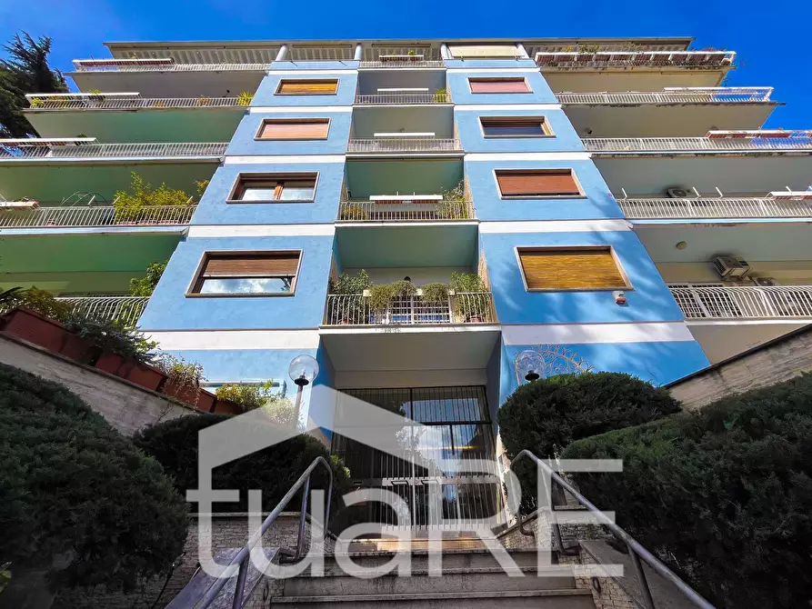 Immagine 56 di Attico in vendita  in Via Dei Colli Della Farnesina a Roma