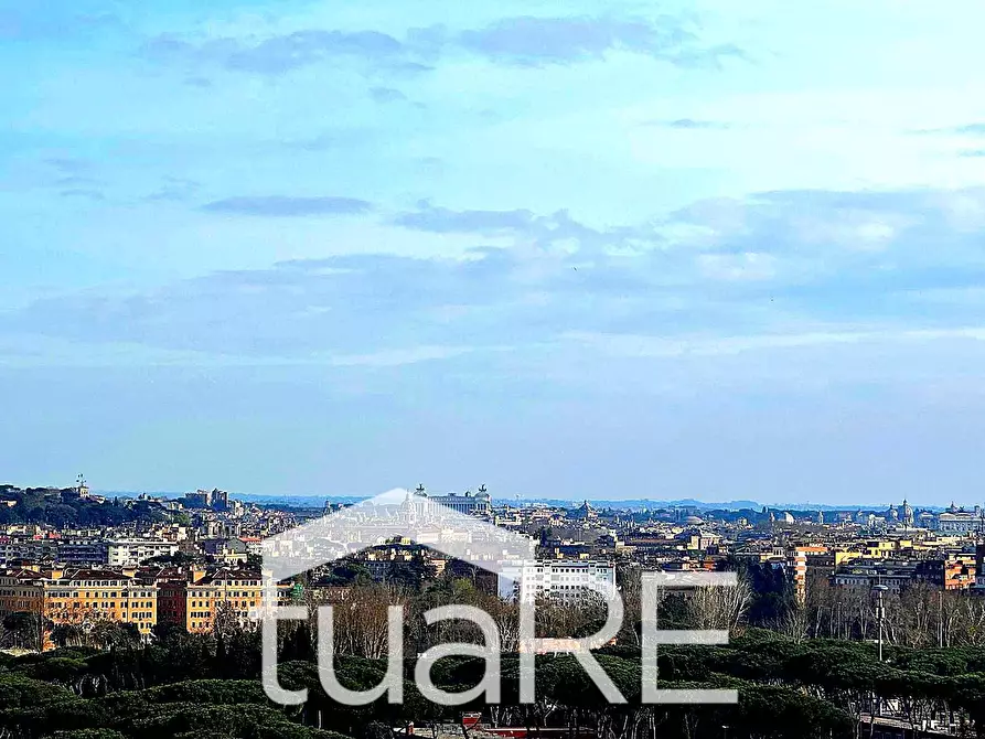 Immagine 57 di Attico in vendita  in Via Dei Colli Della Farnesina a Roma