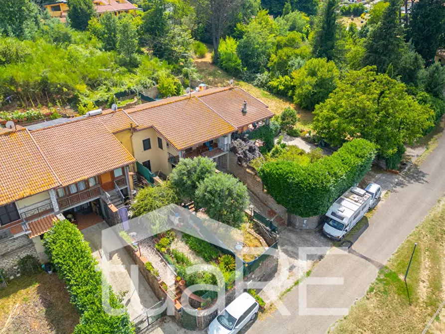 Immagine 9 di Villetta a schiera in vendita  in via dei pini a Nepi