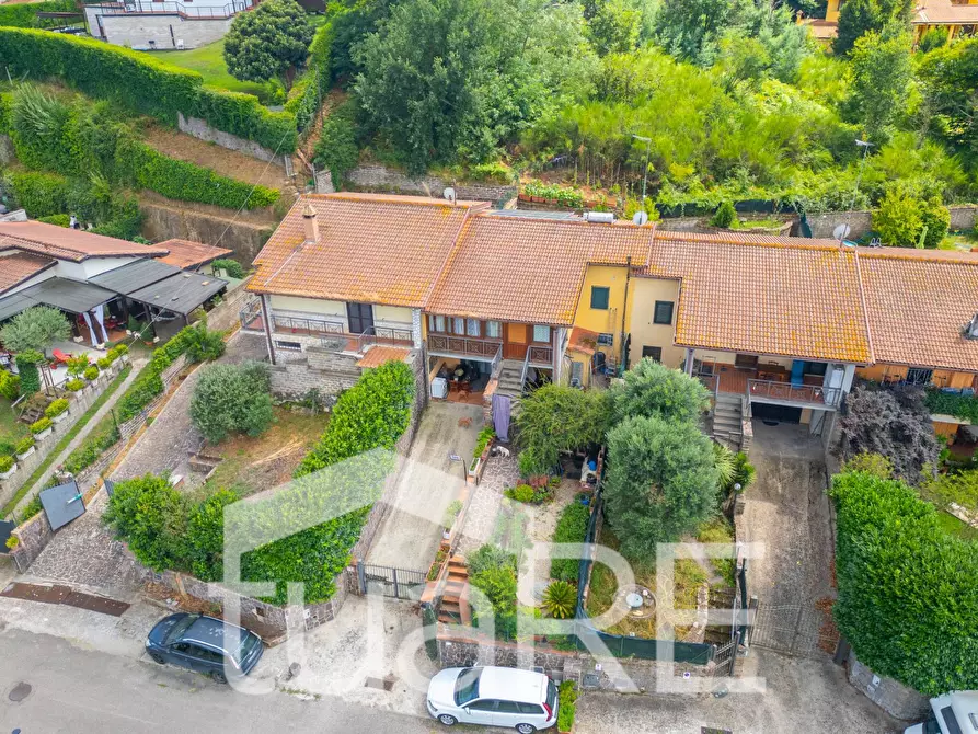 Immagine 12 di Villetta a schiera in vendita  in via dei pini a Nepi