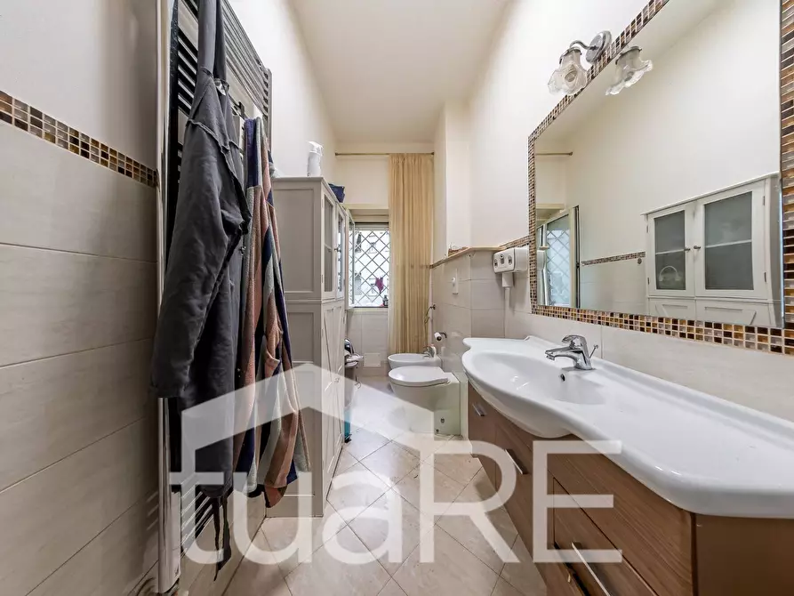 Immagine 8 di Appartamento in vendita  in Via Nomentana a Roma