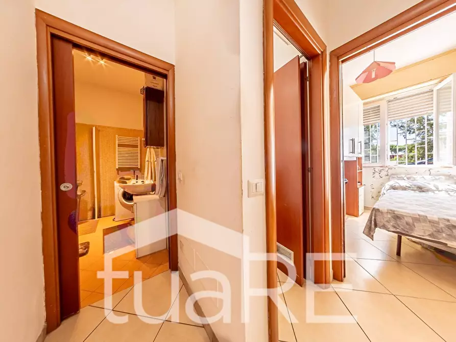 Immagine 8 di Appartamento in vendita  in Via Dell' Archeologia a Roma