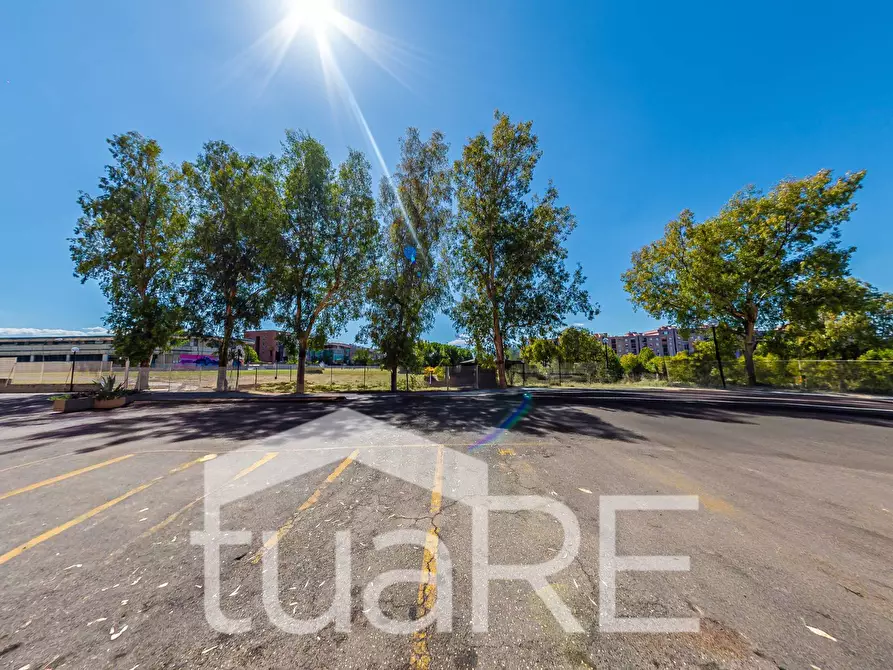 Immagine 17 di Box auto in vendita  in Via Dell' Archeologia a Roma