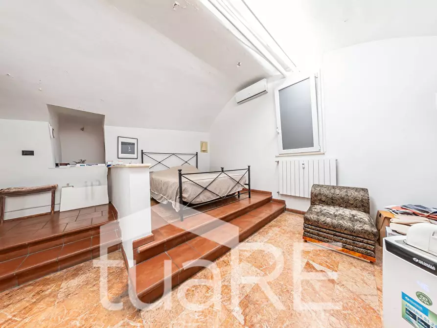 Immagine 11 di Appartamento in vendita  in Salita Di Sant'onofrio a Roma