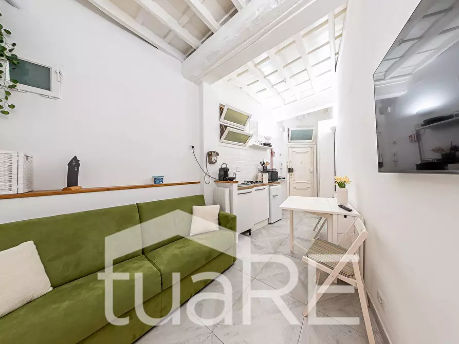 Immagine 13 di Appartamento in vendita  in Vicolo Della Campanella a Roma