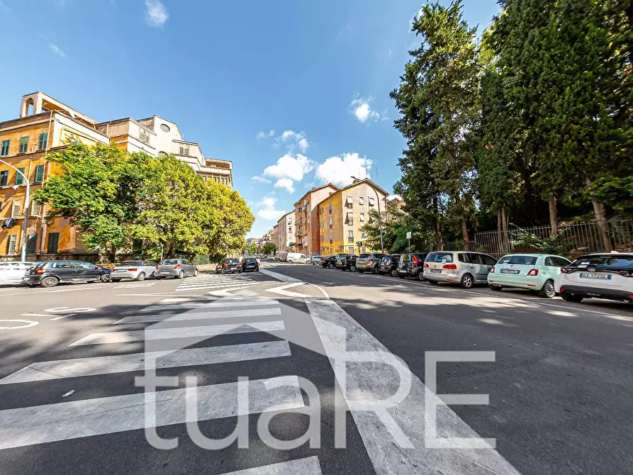 Immagine 9 di Appartamento in vendita  in Via Ignazio Persico a Roma