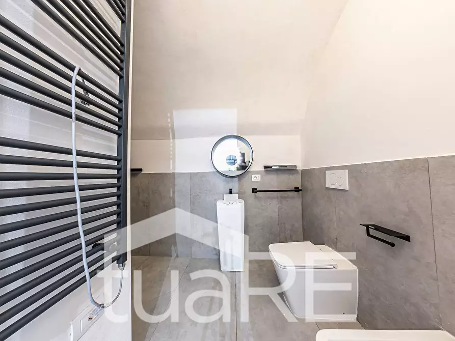 Immagine 5 di Appartamento in vendita  in Via Della Purificazione a Roma